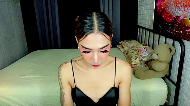 TRANSGODDESSA online show from 10-06-25, 08:06