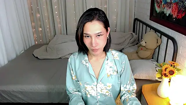 TRANSGODDESSA online show from 12-20-25, 02:07