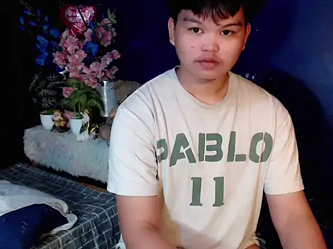 Reynelcock online show from 03-13-26, 03:24