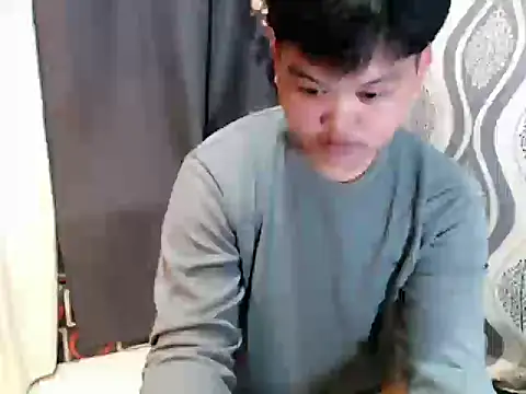 Reynelcock online show from 04-26-26, 06:00