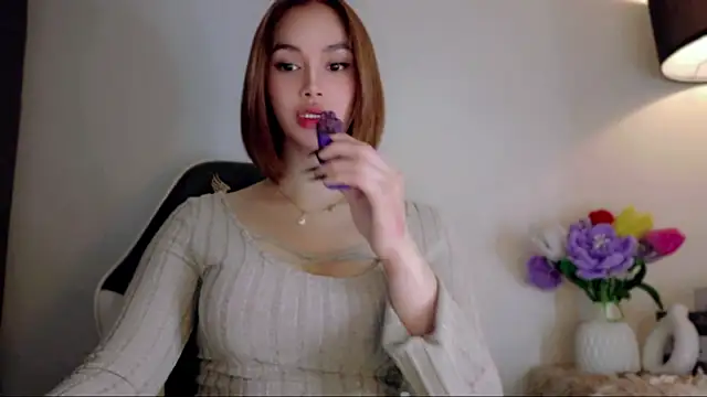 Snapshot of anna_lala7 chatting on 06-10-26, 12:37 anna lala7 online show from 06-10-26, 12:37