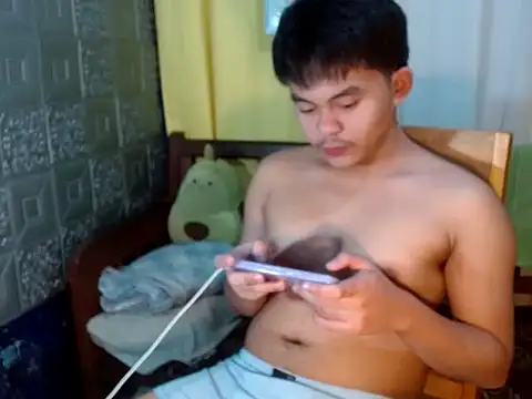 Snapshot of urguy_toshi chatting on 11-20-25, 09:31 urguy toshi online show from 11-20-25, 09:31