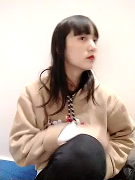 Kembong01 online show from 11-18-25, 01:37