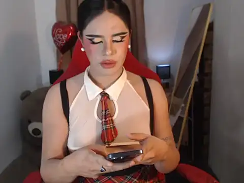 RebeccaTs online show from 04-29-26, 04:55