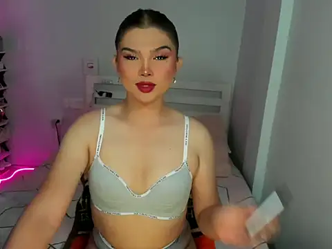 Sweetestcandyx  online show from 04-08-26, 03:12