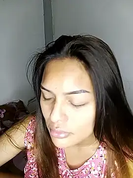 Snapshot of Wena_Larson88 chatting on 11-03-25, 06:09 Wena Larson88 online show from 11-03-25, 06:09