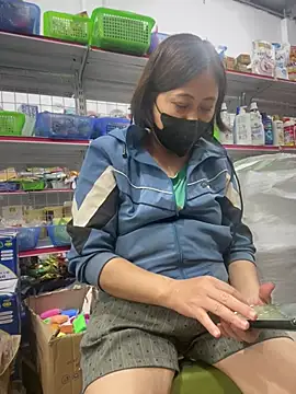 Snapshot of Maily_NC chatting on 02-14-26, 03:09 Maily NC online show from 02-14-26, 03:09