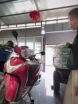 Snapshot of Maily_NC chatting on 03-11-26, 04:29 Maily NC online show from 03-11-26, 04:29