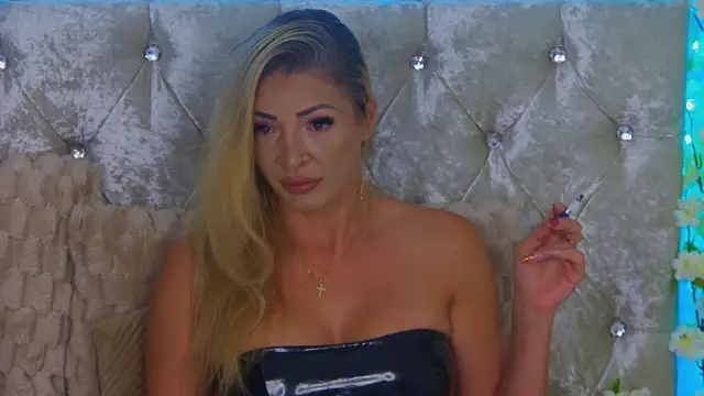 Izabellle02 online show from 07-17-26, 03:02