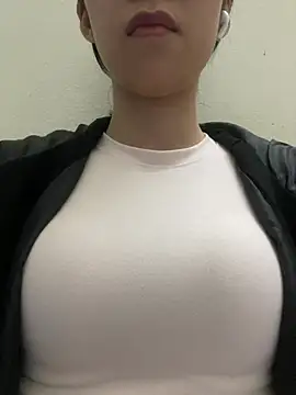 meomeo2k6 online show from 02-13-26, 03:08