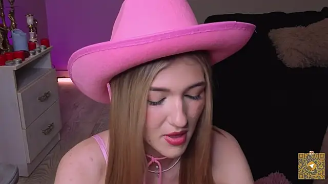 BeatrixGummer online show from 10-23-25, 08:29