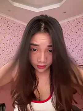 D2sweet online show from 10-15-25, 04:34