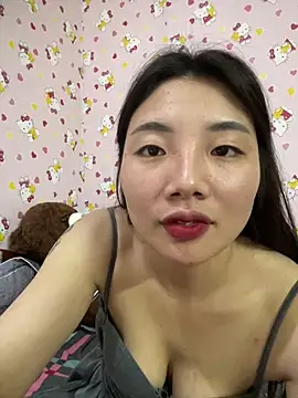 D2sweet online show from 12-20-25, 04:14