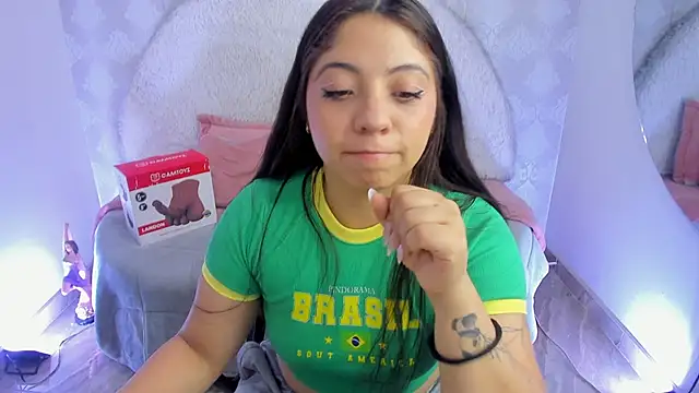 Snapshot of Sarita_jane chatting on 06-15-26, 02:58 Sarita jane online show from 06-15-26, 02:58