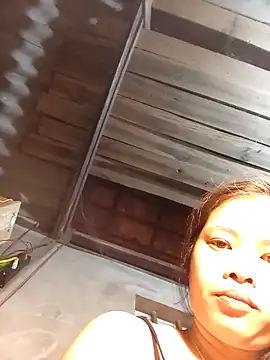 Snapshot of Venessa chatting on 10-10-25, 09:03 Venessa online show from 10-10-25, 09:03