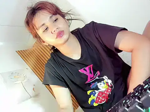 Snapshot of Ts_morena chatting on 11-19-25, 10:48 Ts morena online show from 11-19-25, 10:48