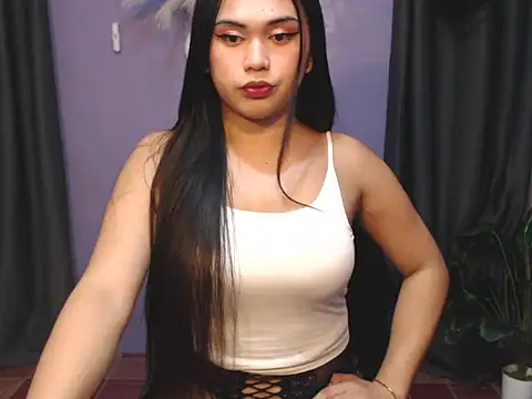 urlovelysandra online show from 10-17-25, 08:06