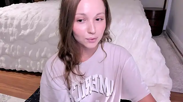 Snapshot of peach_vibes chatting on 10-06-25, 02:42 peach vibes online show from 10-06-25, 02:42