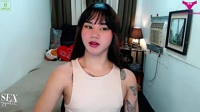 Snapshot of lil_fantacy chatting on 12-14-25, 02:39 lil fantacy online show from 12-14-25, 02:39