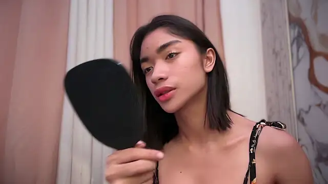 Yoursexy adriana online show from 07-01-26, 06:37