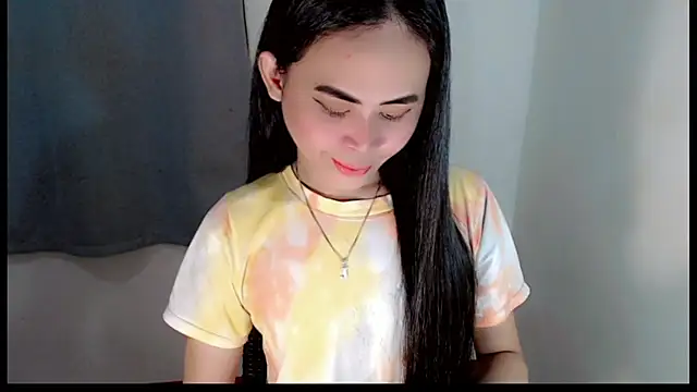 Snapshot of slutty_afina chatting on 01-07-26, 05:10 slutty afina online show from 01-07-26, 05:10