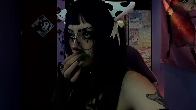 Vero Osb  online show from 07-26-26, 08:49