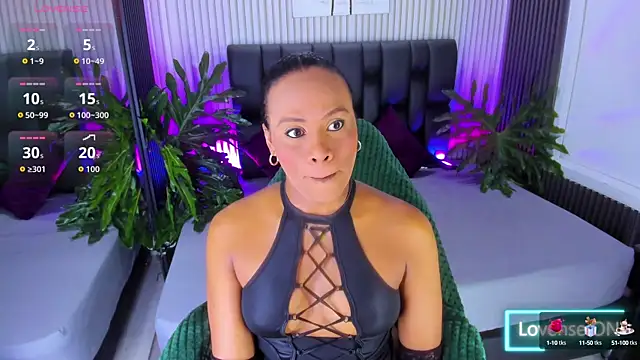 Snapshot of AriebonyBrooke chatting on 10-09-25, 11:41 AriebonyBrooke online show from 10-09-25, 11:41