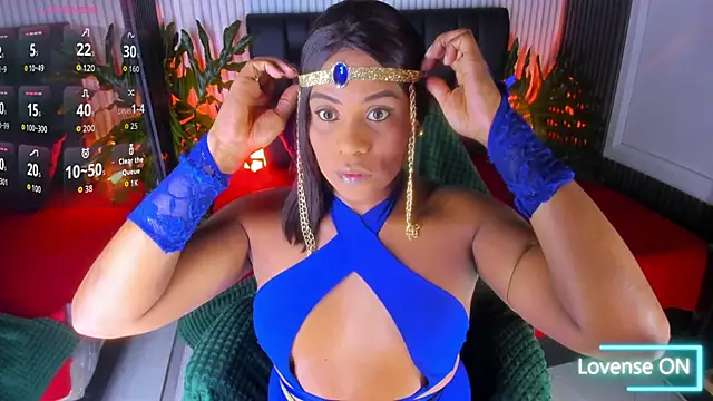 Snapshot of AriebonyBrooke chatting on 10-30-25, 11:44 AriebonyBrooke online show from 10-30-25, 11:44