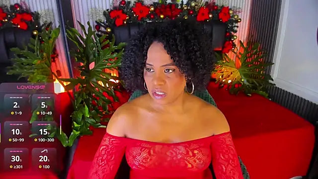 Snapshot of AriebonyBrooke chatting on 12-19-25, 12:23 AriebonyBrooke online show from 12-19-25, 12:23