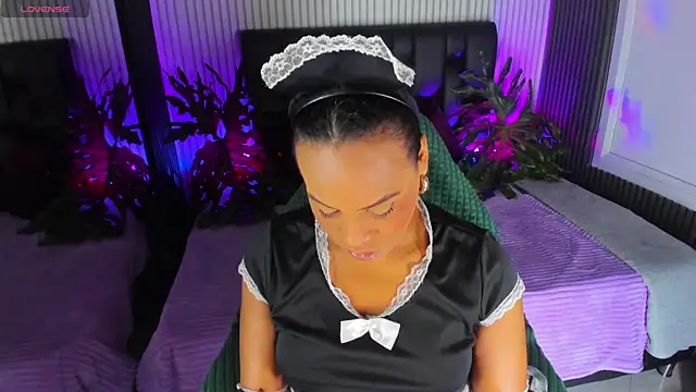 Snapshot of AriebonyBrooke chatting on 02-21-26, 11:44 AriebonyBrooke online show from 02-21-26, 11:44