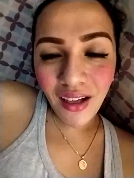 enoria1992 online show from 12-18-25, 03:12