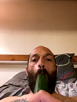 Snapshot of jackadi33 chatting on 10-07-25, 11:02 jackadi33 online show from 10-07-25, 11:02