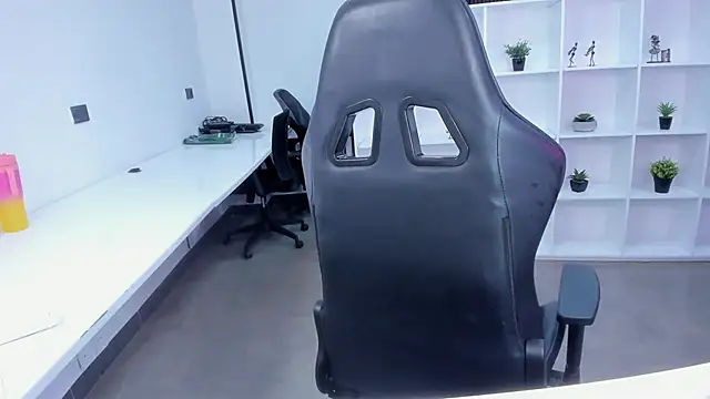 megan bigboobs  online show from 11-22-25, 12:37