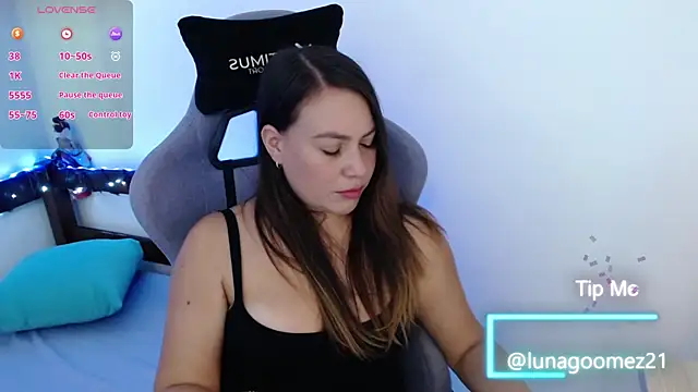 Luna-Gomez online show from 09-23-25, 01:47