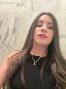 Isabella21  online show from 11-25-25, 10:54