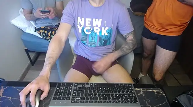 bossking017 online show from 01-19-25, 04:57