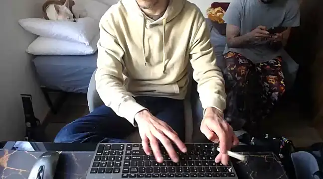 bossking017 online show from 01-30-25, 04:02