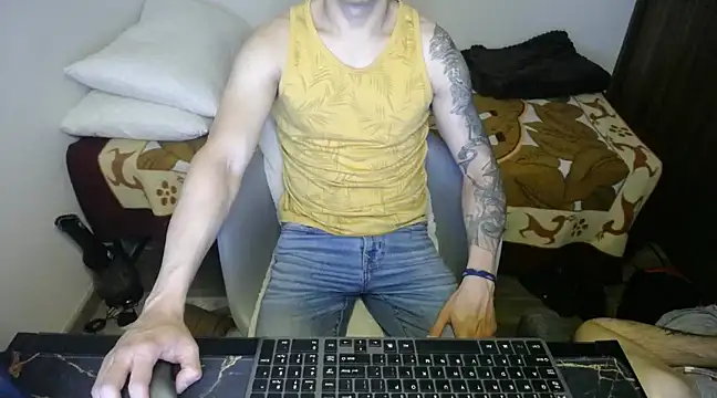 bossking017 online show from 02-06-25, 03:48