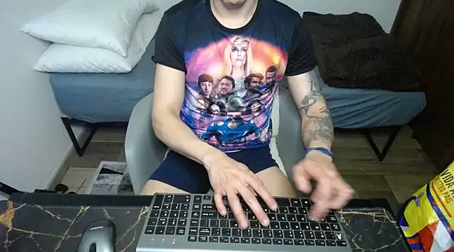 bossking017 online show from 02-07-25, 09:58