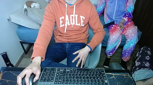 bossking017 online show from 02-15-25, 01:27