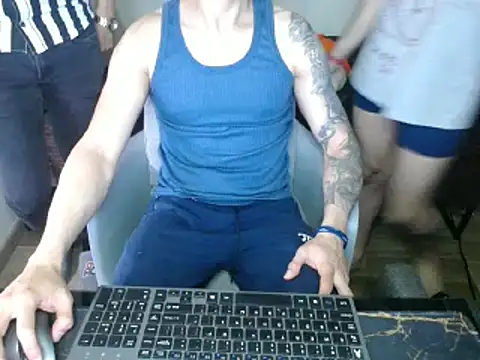 bossking017 online show from 03-08-25, 09:51