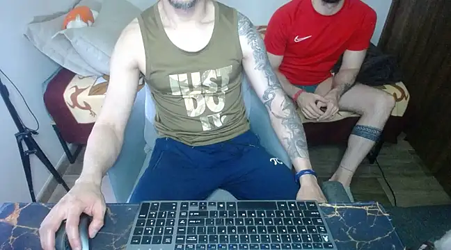 bossking017 online show from 03-20-25, 03:58