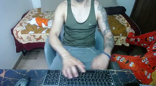 bossking017 online show from 03-21-25, 09:34