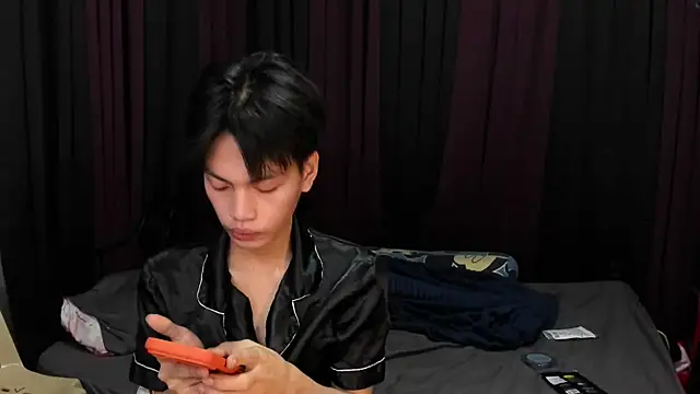 hotfreshdior online show from 02-12-26, 02:45