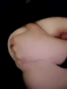 Snapshot of daisylouis chatting on 03-11-26, 05:35 daisylouis online show from 03-11-26, 05:35