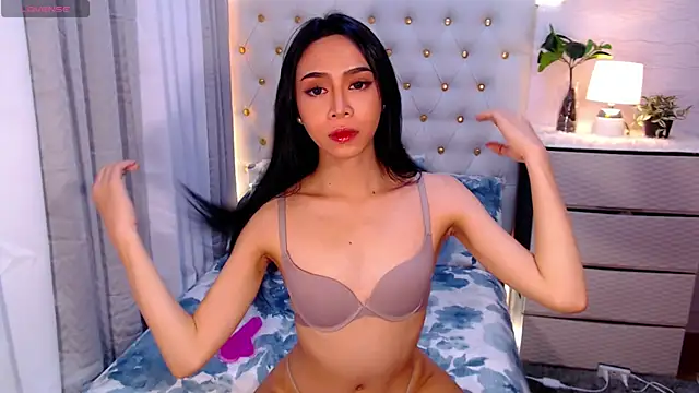 Snapshot of megumishemale_x chatting on 03-04-26, 09:15 megumishemale x online show from 03-04-26, 09:15