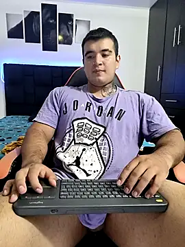 Snapshot of thiago__cp01 chatting on 10-12-25, 06:34 thiago cp01 online show from 10-12-25, 06:34