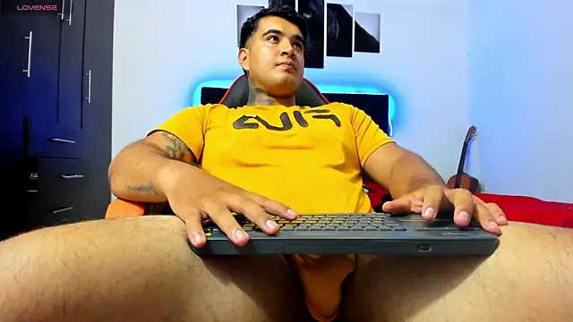thiago  cp01 online show from 05-09-26, 03:45