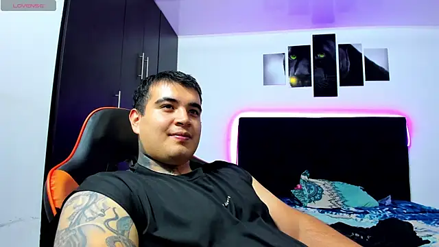 Snapshot of thiago__cp01 chatting on 07-07-26, 07:23 thiago cp01 online show from 07-07-26, 07:23