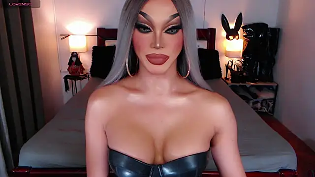 xQueenElektrax online show from 11-29-25, 04:15